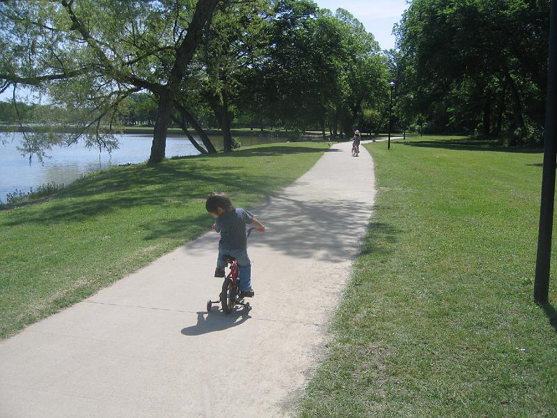 May4TownLakePark 001.jpg